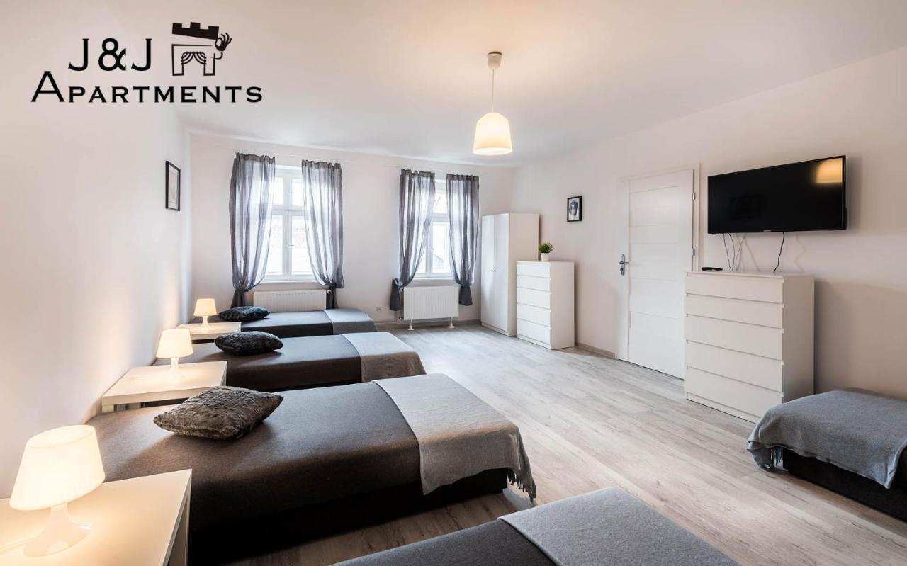 Pensjonat 12 Łazienna 30 Hotel apartamentowy