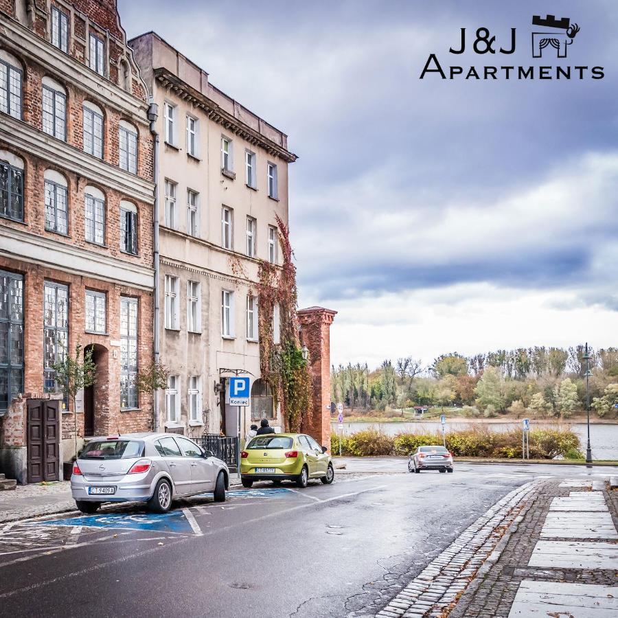 Pensjonat 12 Łazienna 30 Hotel apartamentowy *